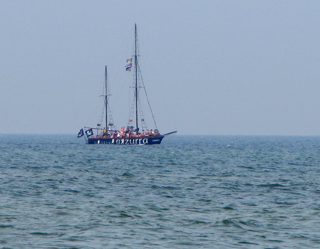 Ausflugsboot  Ristorante Azzurra  auf der Adria vor Riccione.(8.6.2012)