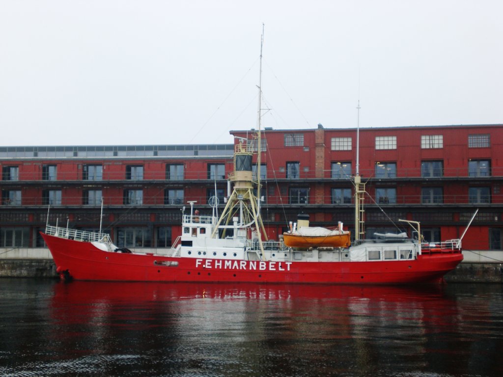 Das Feuerschiff Fehmarnbelt im Lbecker Hafen.(24.10.2009)