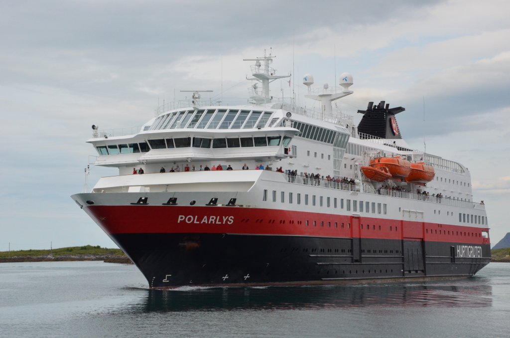 Die Polarlys Heimathafen Troms IMO: 9107796 hat am 05.07.2012 den Hafen von Brnnysund sdgehend verlassen.