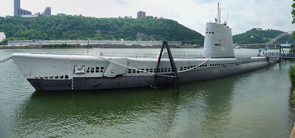 Die USS Requien ist ein begehbares Ausstellungsstck am Carnegie Science Center in Pittsburgh, PA (8.6.09)