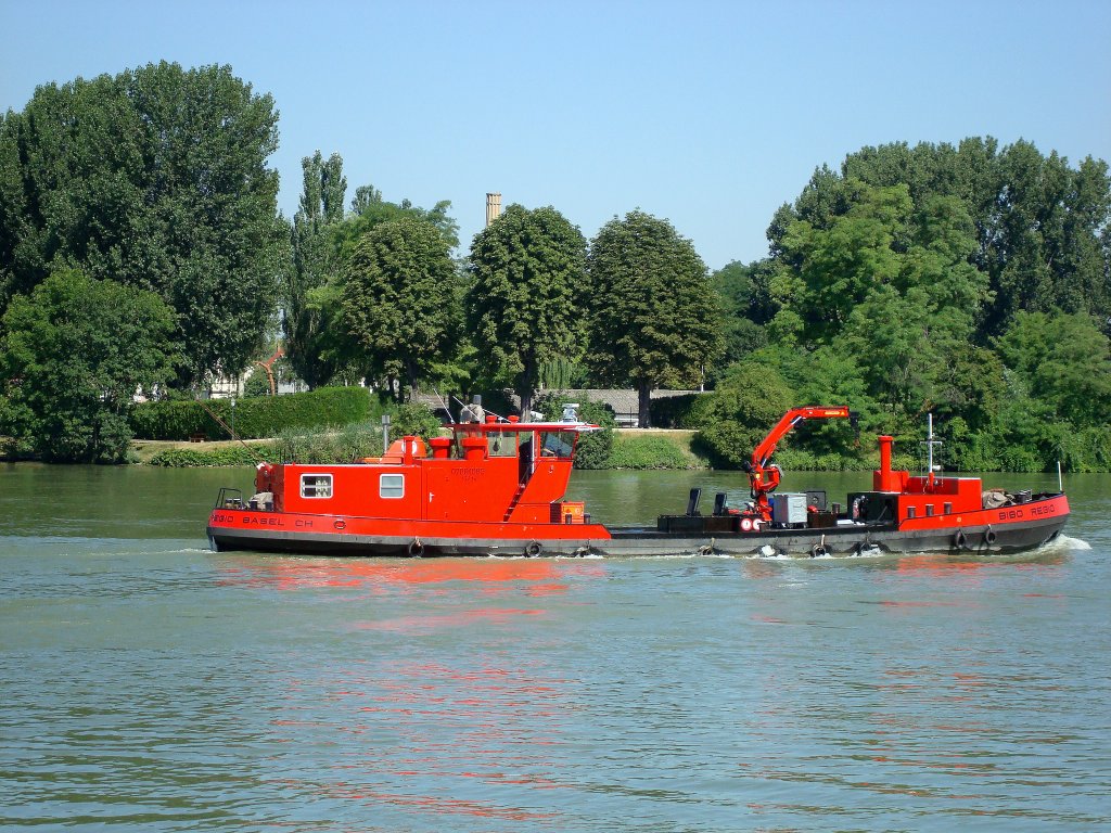 MS  Bibo Regio  aus Basel,
das erste und einzige Bilgenentlungsboot auf Schweizer Gewssern, 
seit 1978 im Einsatz, hier in Weil/Rhein,
Juli 2010