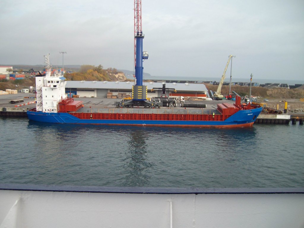 MS Miramar am 26.10.09 im Hafen Mukran/Rgen.