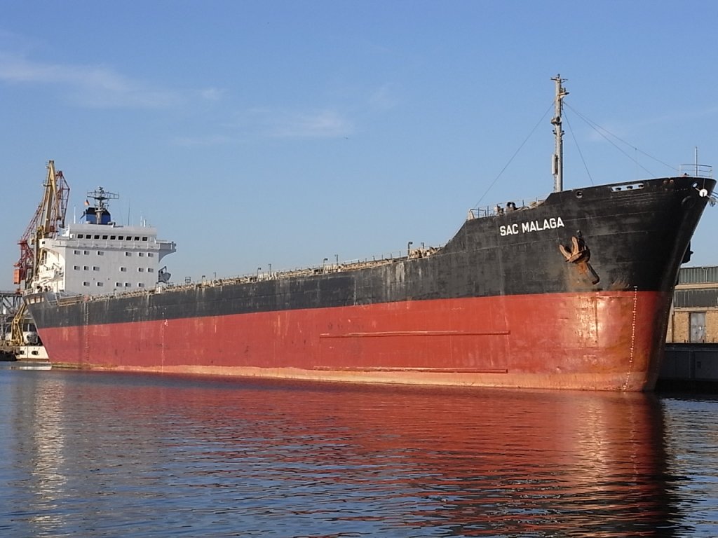 MS  SAC Malaga  HH Panama, Bj: 1976, L 189 m, B 22 m, T 10,30, am LP 35 im Rostocker Seehafen