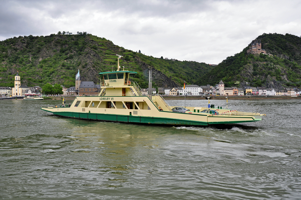 Personen- und Fahrzeugfhre  Loreley VI , zwischen St. Goar und St. Goarshausen - 14.09.2010