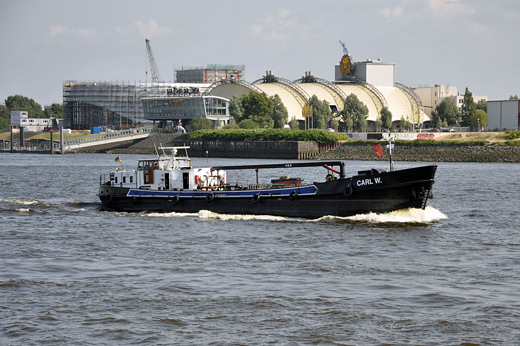 Tankschiff  Carl W.  auf der Elbe im Hamburger-Hafen - 12.07.2013