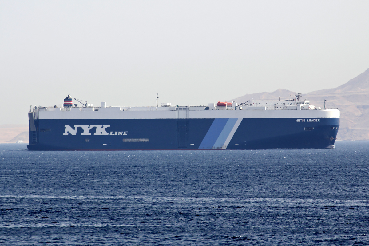 Autotransporter  METIS LEADER  kommt aus dem Golf von Akaba gesehen vor Sharm El Sheik 8.10.2014