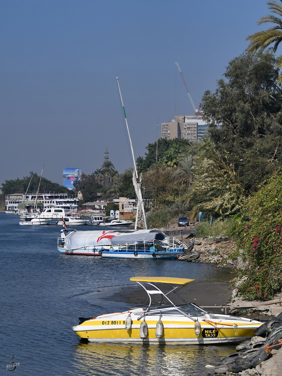 Boote im Dezember 2018 auf dem Nil in Kairo.