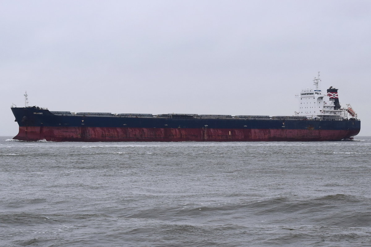 BRAHMS , Bulk Carrier , IMO 9473327 , Baujahr 2011 , 225 × 32.26m , Cuxhaven, 23.12.2018