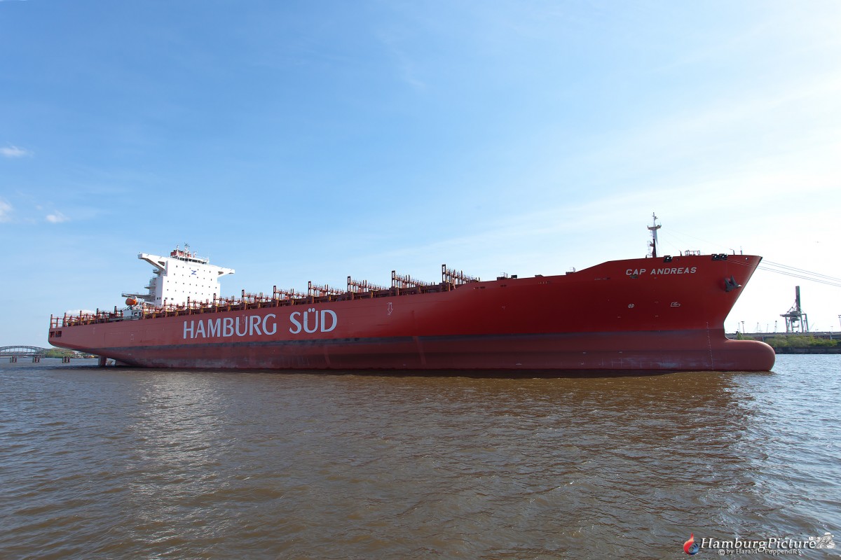 Cap Andreas,IMO:9629445,der Reederei Hamburg Süd, im Hamburger Hafen... Am 27.04.2014...