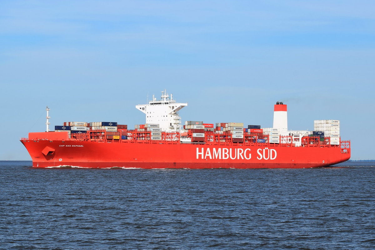 CAP SAN RAPHAEL , Containerschiff , IMO 9622253 , Baujahr 2014 , 333.2 x 48.32 m , 9814 TEU  , 02.06.2020 , Cuxhaven