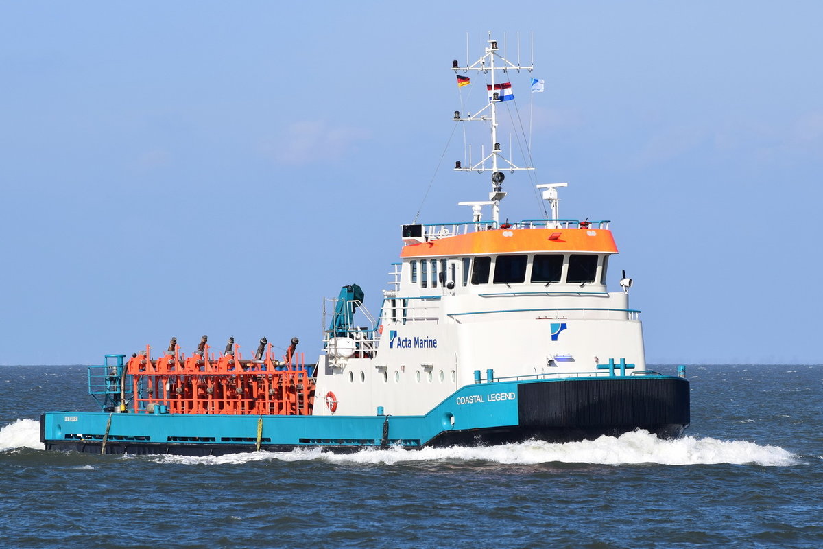 COASTAL LEGEND , Offshore Supply Ship , IMO 9102887 , Baujahr 1994 , 42.97 × 9m , 01.04.2018 Cuxhaven Alte Liebe