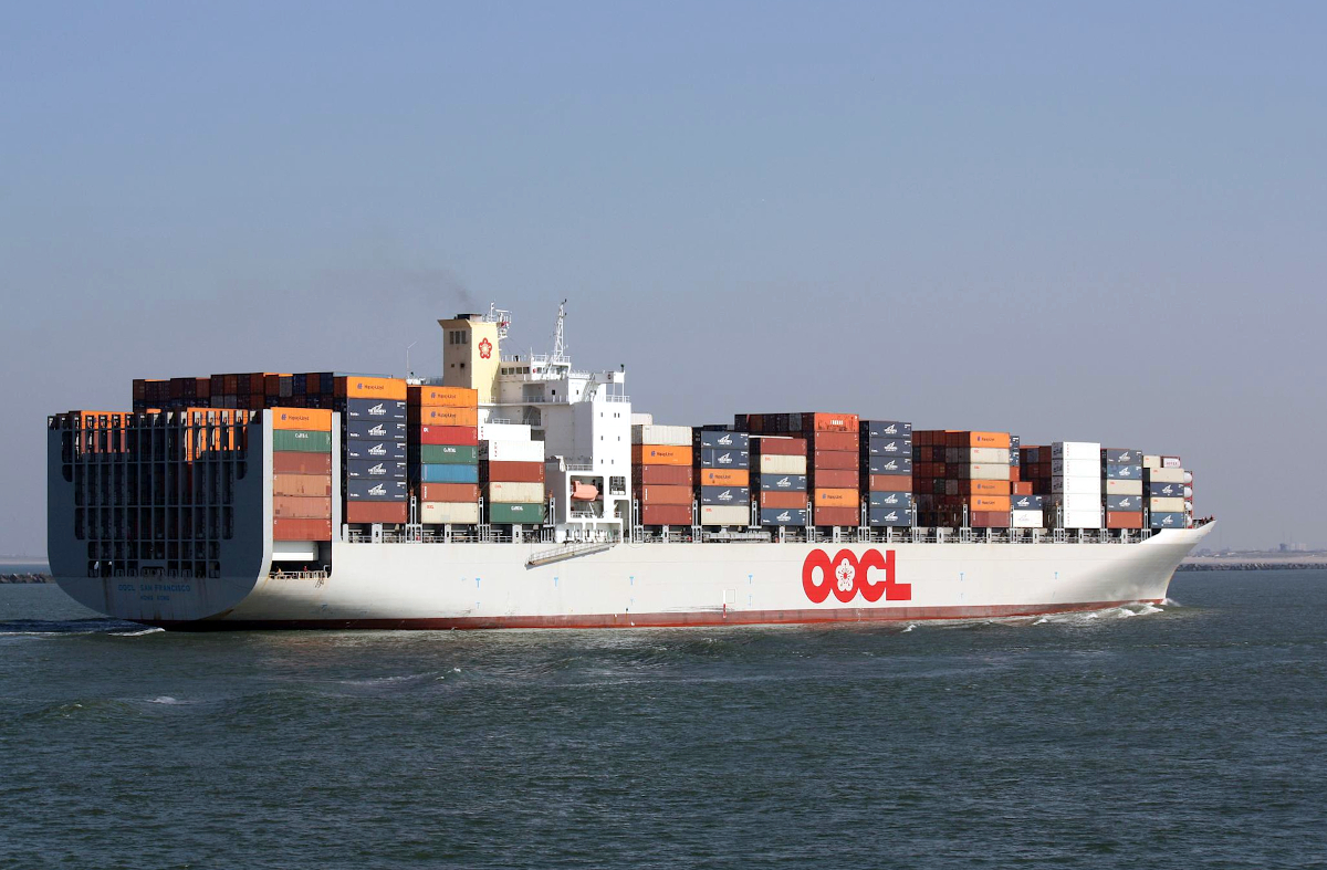 Container ship OOCL SAN FRANCISCO (IMO:9199268) Flagge Hong Kong am 09.09.2010 einlaufen Rotterdam Europoort/Maasvakte.