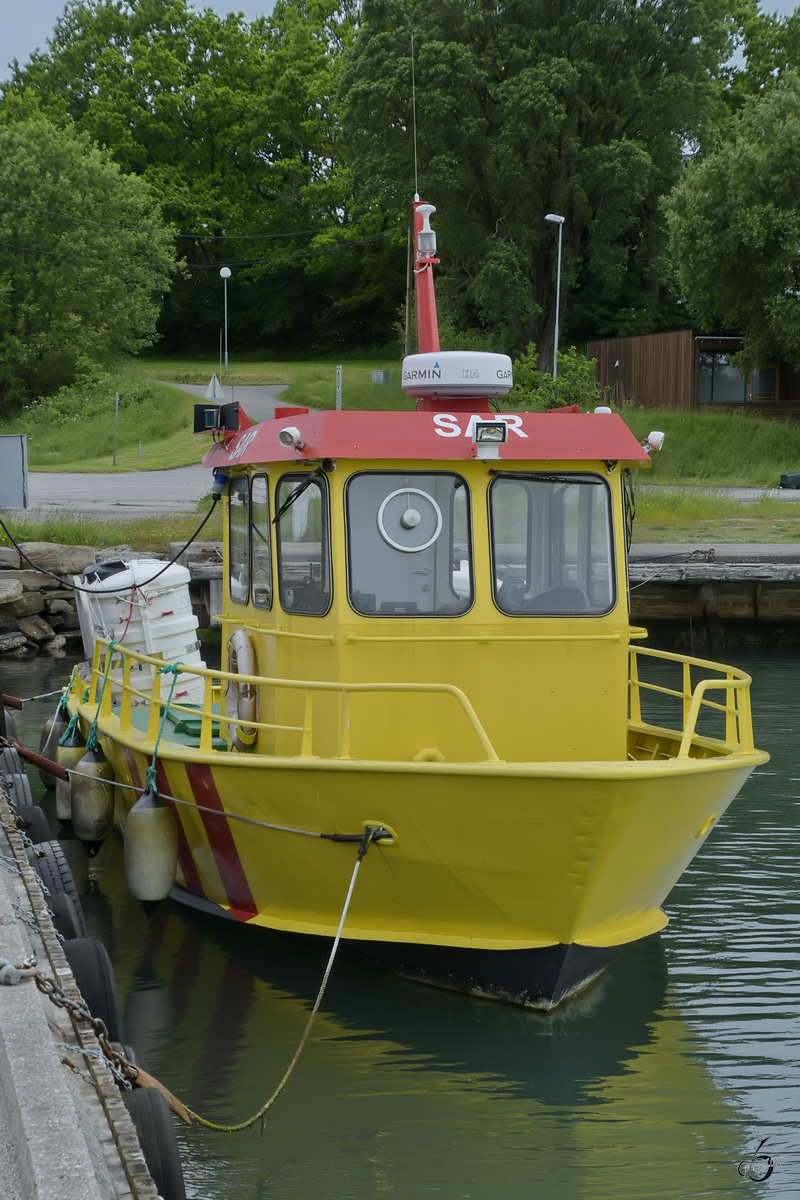 Das Rettungsboot AVINOR in der Bucht Sømmevågen. (Sola, Juni 2017)