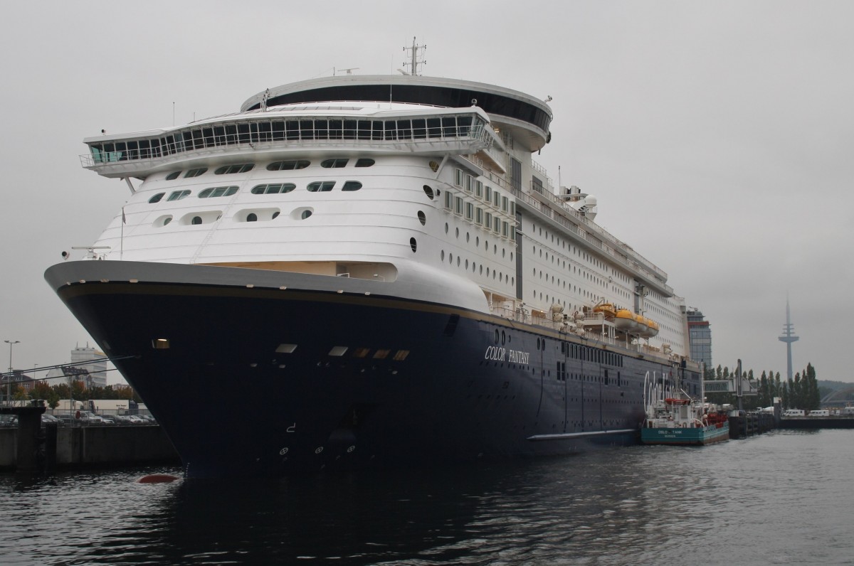Die ColorFantasy läuft zwischen Kiel und Oslo, am 17.10.2015 lag sie am Norwegenkai in Kiel.