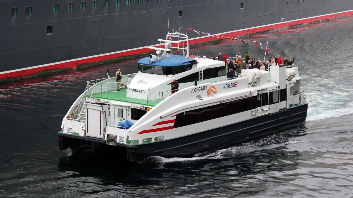 Die Fjordkatt am 21.05.2013 im Hafen von Stavanger.