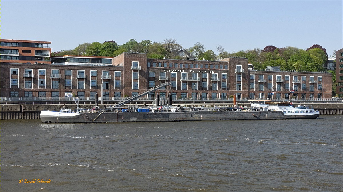 ELOISE (ENI 02328919) am 23.4.2019, Hamburg, Elbe, Liegeplatz vor dem Kaispeicher Altona / 
TMS / Tonnage: 2365 t / Lüa 86 m, B 11,45 m, Tg 3,8  m /1 Diesel, Caterpillar 3508 (B) DITA / 746 kW (1014 PS) / gebaut 2007 / Flagge: NL, Heimathafen: Rotterdam /
