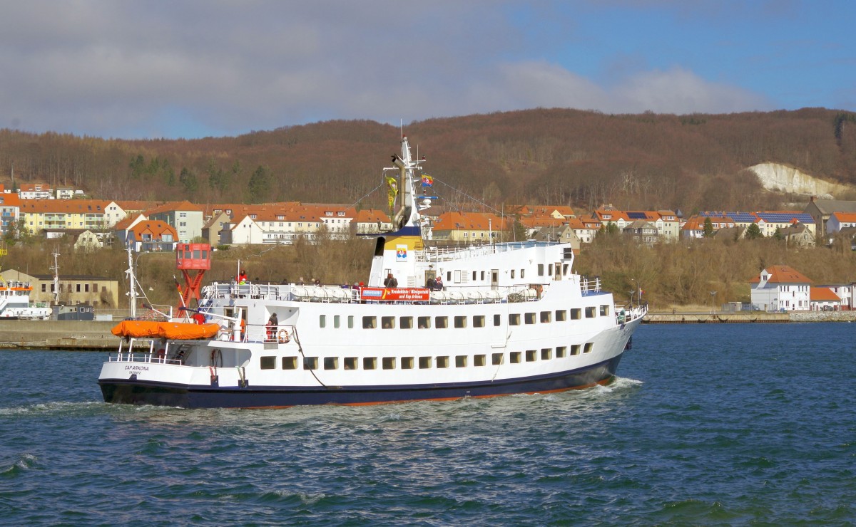 Fahrgastschiff  Cap Arkona  am 03.04.15 vor Sassnitz.