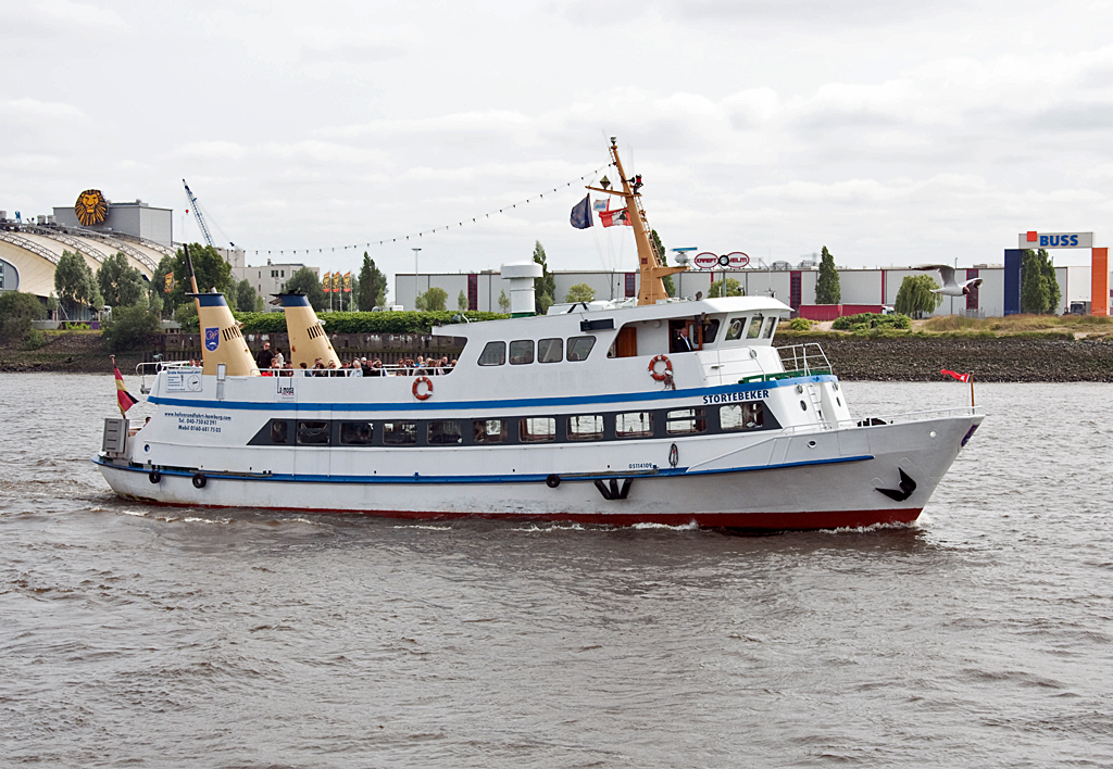 FGS  Strtebeker  bei einer Hafenrundfahrt im Hamburger Hafen - 14.07.2013