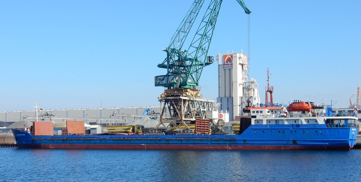 Frachtschiff SORMOVSKIY 3058 im Industriehafen Rostock am 17.03.16.