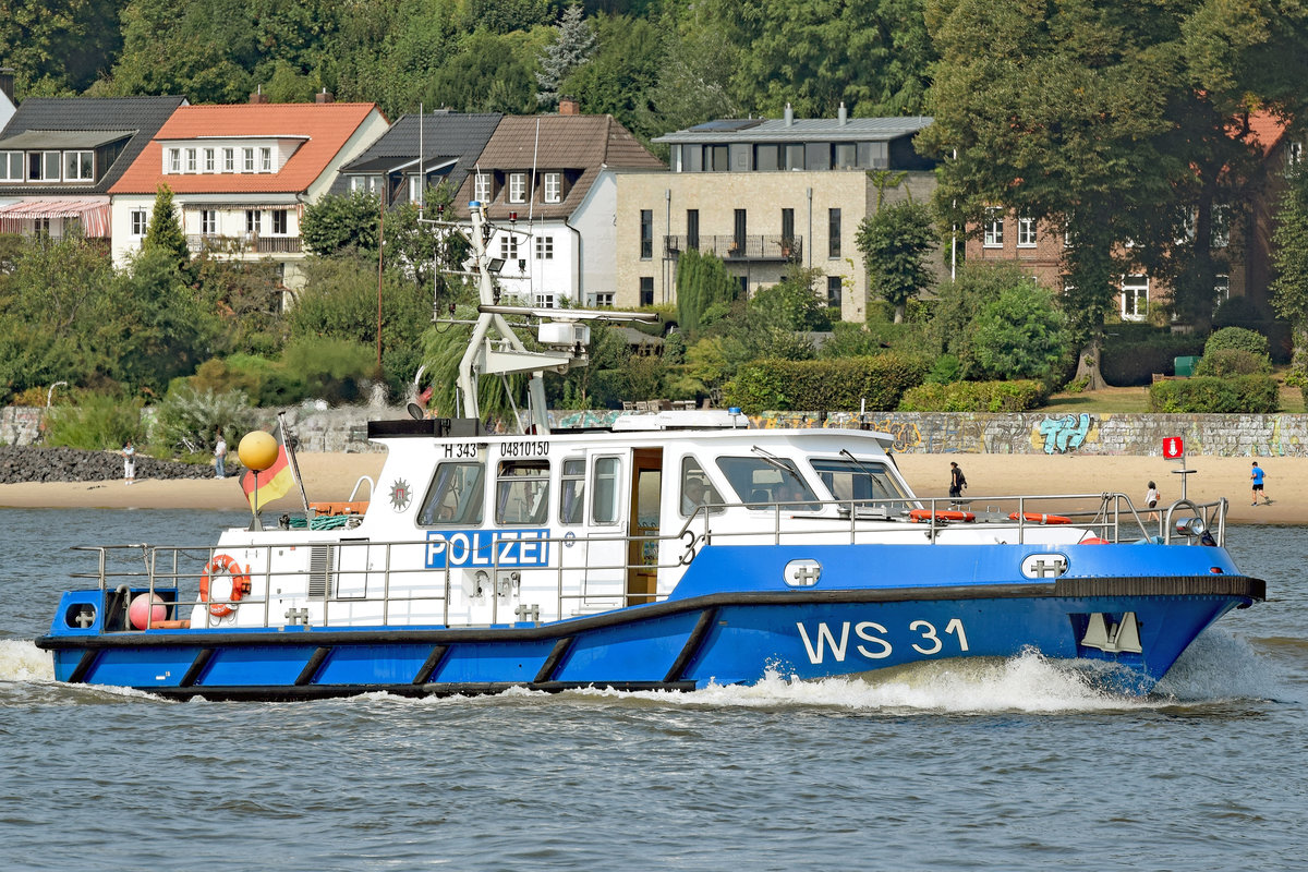 Polizeiboot WS 31 (Europa-Nr. 04810150) am 3.9.2018 im Hafen von Hamburg