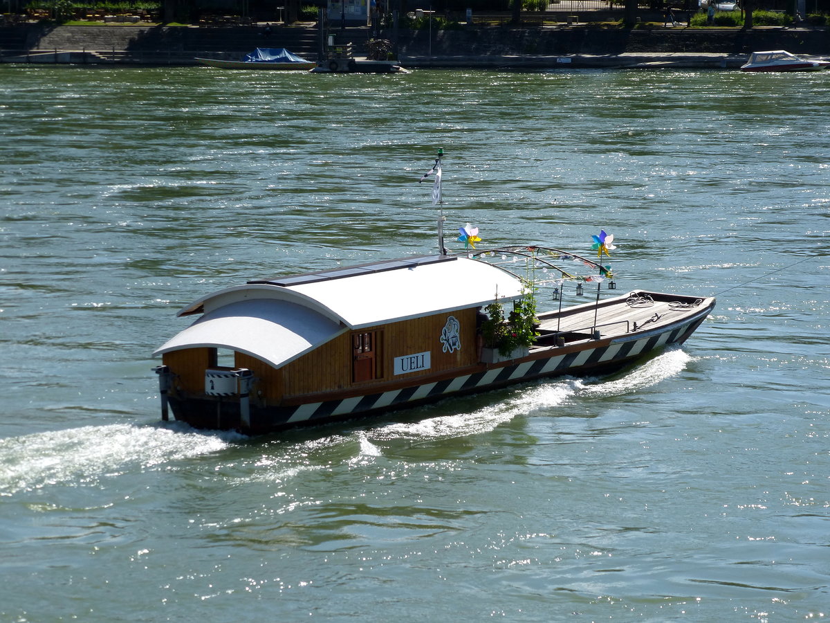 Rheinfhre  Ueli  in Basel, Juli 2016