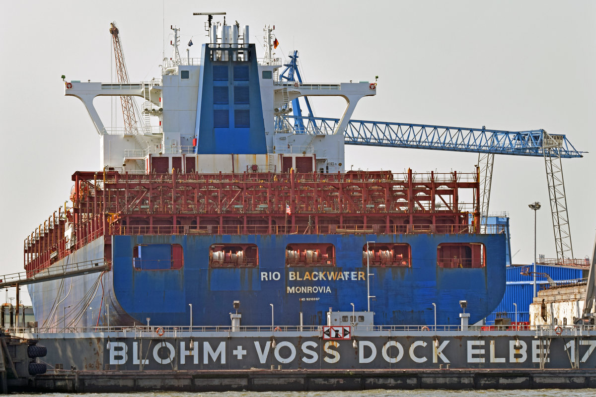 RIO BLACKWATER 	(IMO 9216987) am 3.9.2018  im Blohm + Voss Dock Elbe 17
