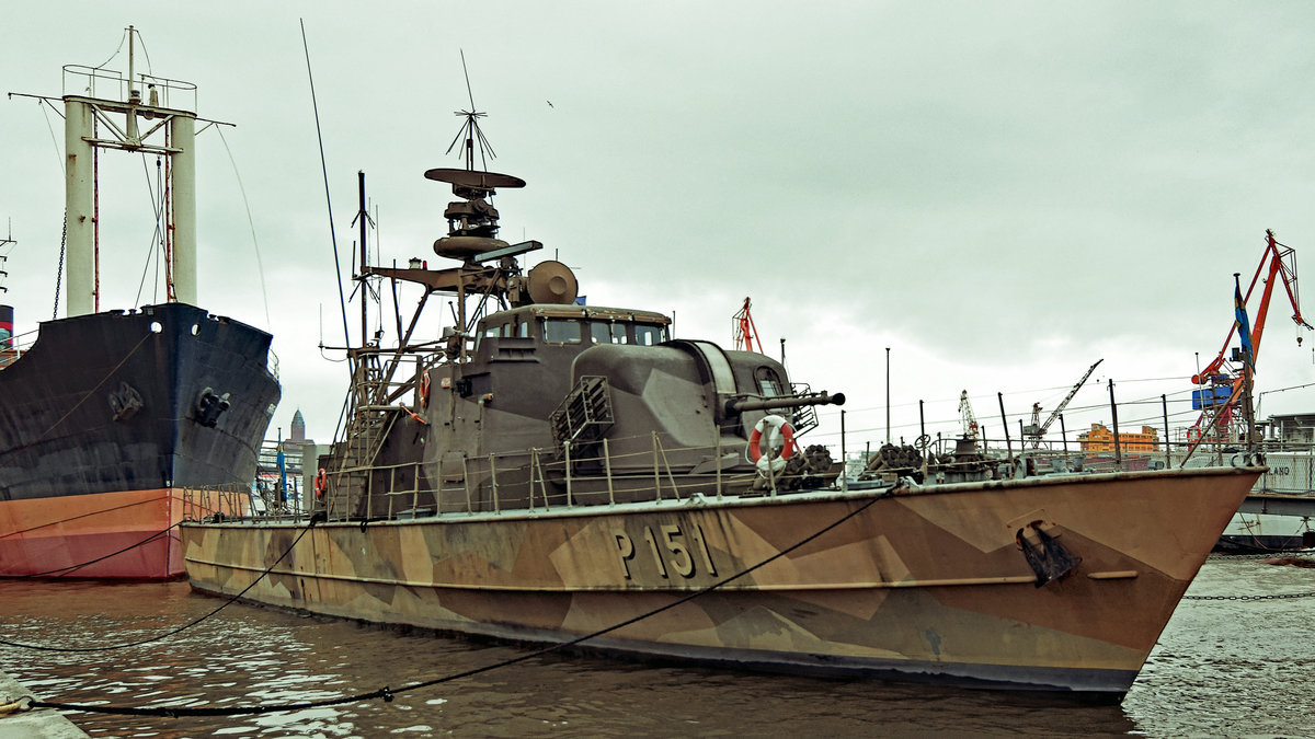 Schnellboot Hugin  P 151  am 9.2.2019 im Hafen von Göteborg.
Länge: 33,6m , Breite: 6,3m , Tiefgang: 1,7m , Geschwindigkeit: 36 Knoten, Baujahr: 1978