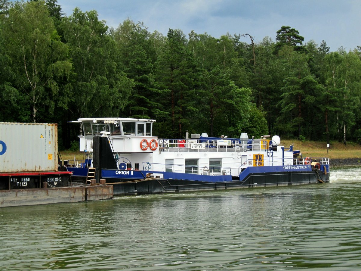 Schubboot Orion II (05609480 , 25,22 x 8,16m) am 20.07.2019 im Elbe-Seitenkanal (ESK) Höhe Hafen Lüneburg auf Talfahrt.