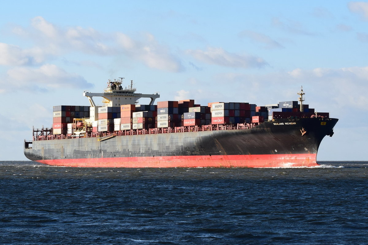 Sealand Michigan , Containerschiff , IMO 9196864 , Baujahr 2000 , 304.16 × 40.03m , 6420 TEU , Cuxhaven , 13.05.2019