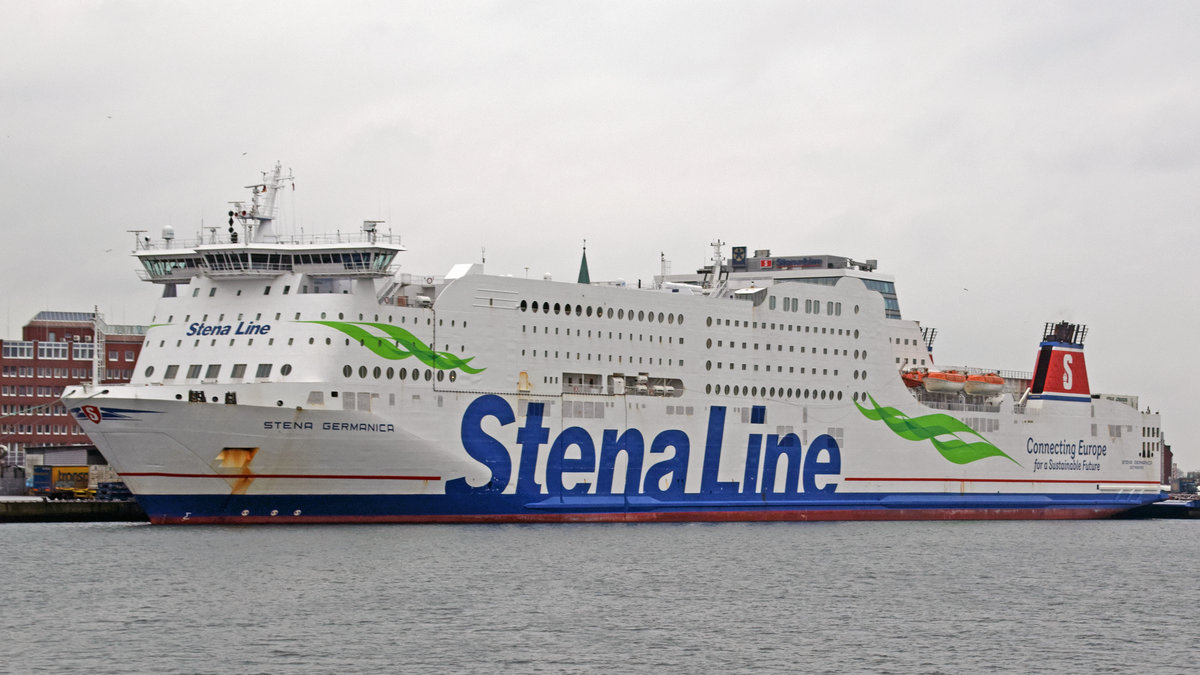 STENA GERMANICA (IMO 9145476)am Nachmittag des 8.2.2019 im Hafen von Kiel. Das am Schwedenkai liegende Fährschiff der Stena Line wird gegen 18.45 Uhr ablegen und Göteborg ansteuern.