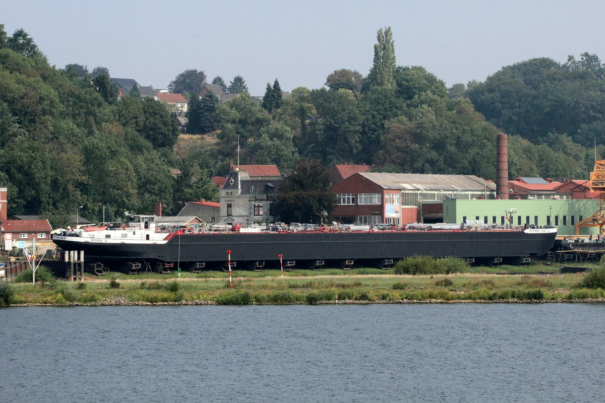 TMS Dettmer Tank 136 (04009090 , 100 x 9,50m) am 23.08.2018 auf Helling in der Hitzler Werft in Lauenburg/Elbe.
