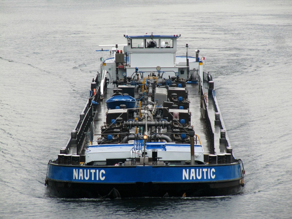 TMS Nautic , 05300160 , 80 x 8,25m , am 07.10.2014 auf dem Sacrow-Paretzer-Kanal Westlich der Nedlitzer Südbrücke auf Bergfahrt.