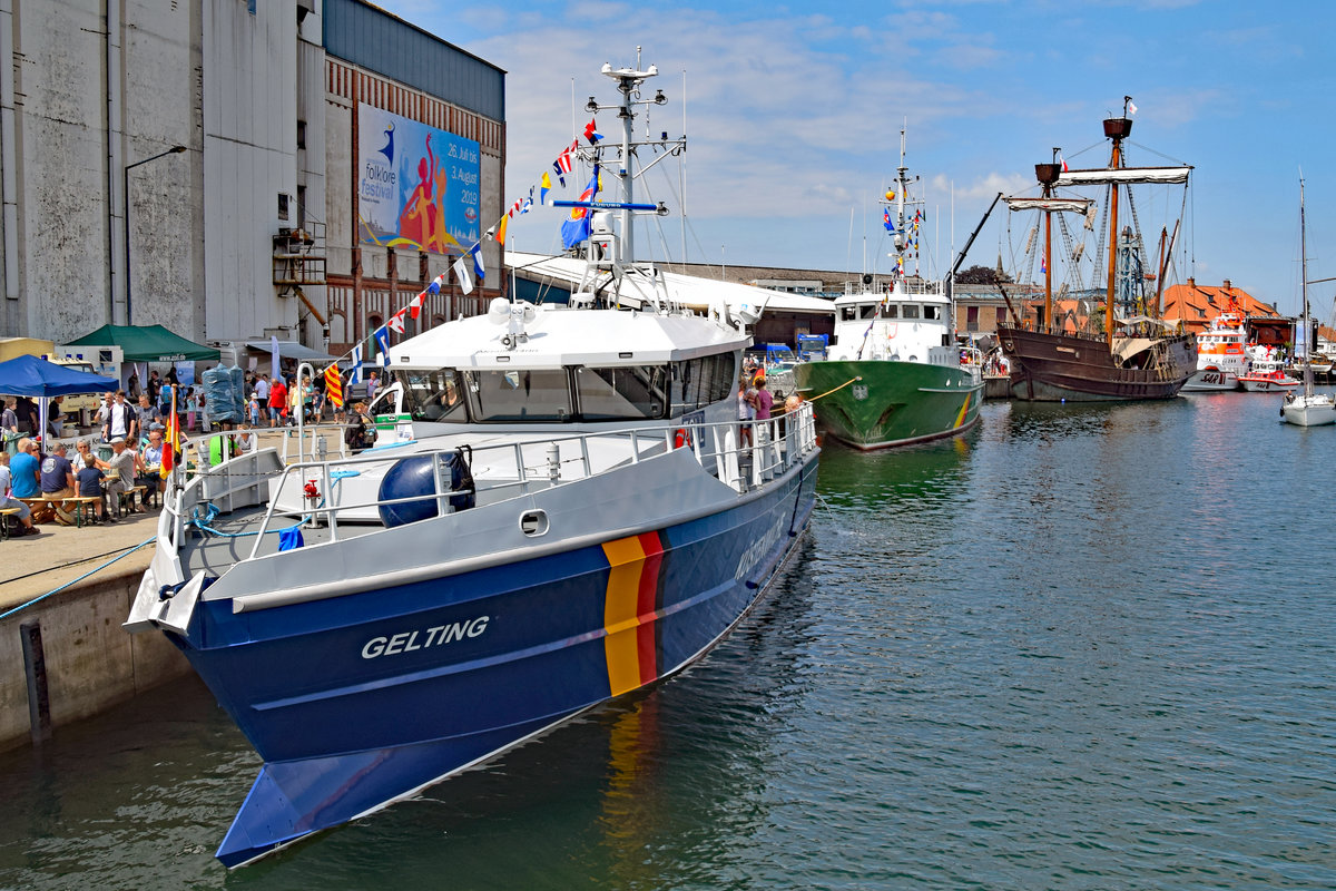 Zollboote GELTING und SCHLESWIG-HOLSTEIN am 13.7.2019 im Hafen von Neustadt/Holstein. Zum  10. Tag der Küstenwache  war  Open-Ship  auf den dort liegenden Fahrzeugen der Küstenwache. Mitfahrten waren auf bestimmten Booten möglich.