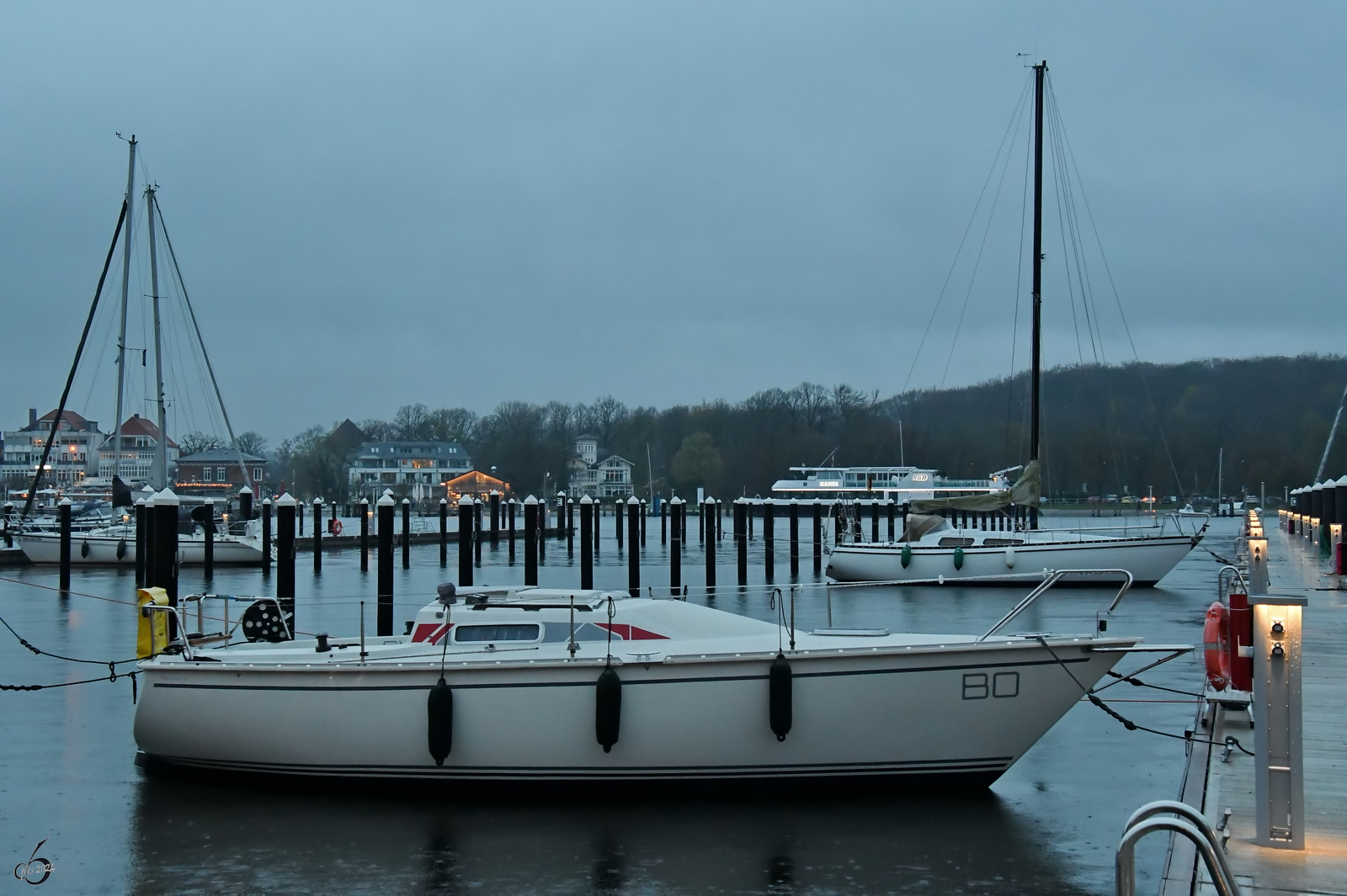 Das Boot BO hatte Anfang April 2024 im Passathafen von Travemünde festgemacht.