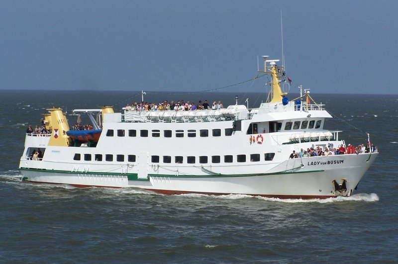 Ausflugschiff  Lady von Bsum  am 15.08.2005 / Ort: Cuxhaven - Querab von  Alte Liebe 