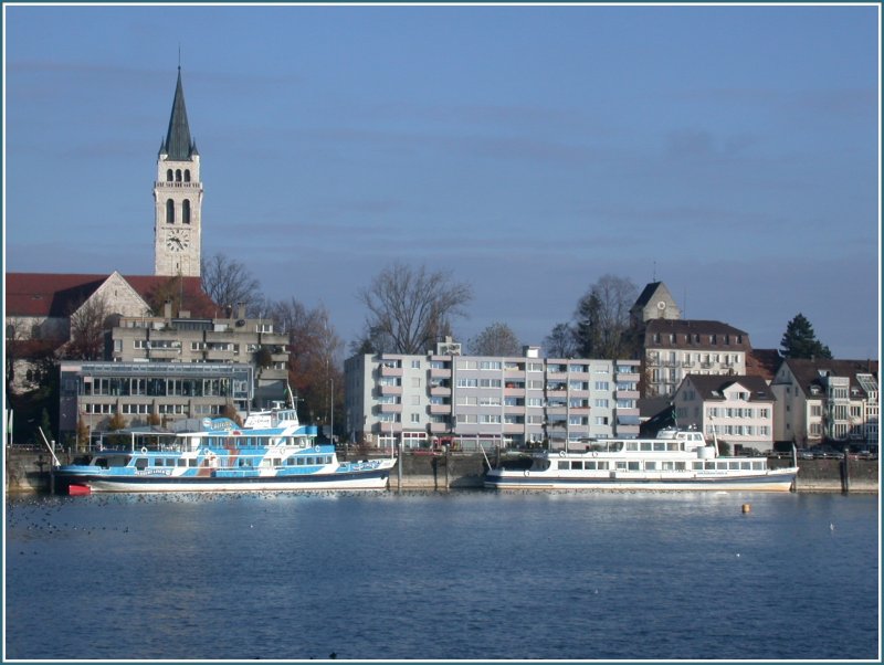 Die Zrich und die Sntis im Hafen von Romanshorn. (19.11.2005)