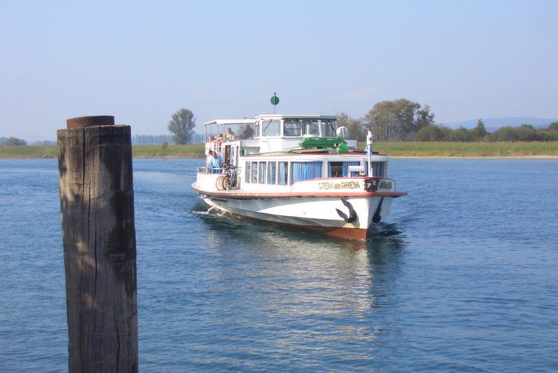 Am 27.09.09 landet die MS Stein am Rhein in Gottlieben.