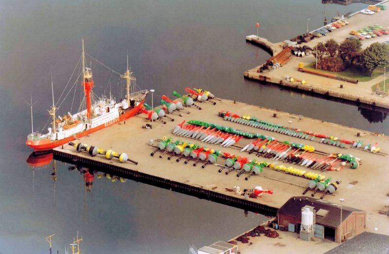 Feuerschiff  Reserve  bei Cuxhaven. Uralte Luftaufnahme vom Sommer 1982. 