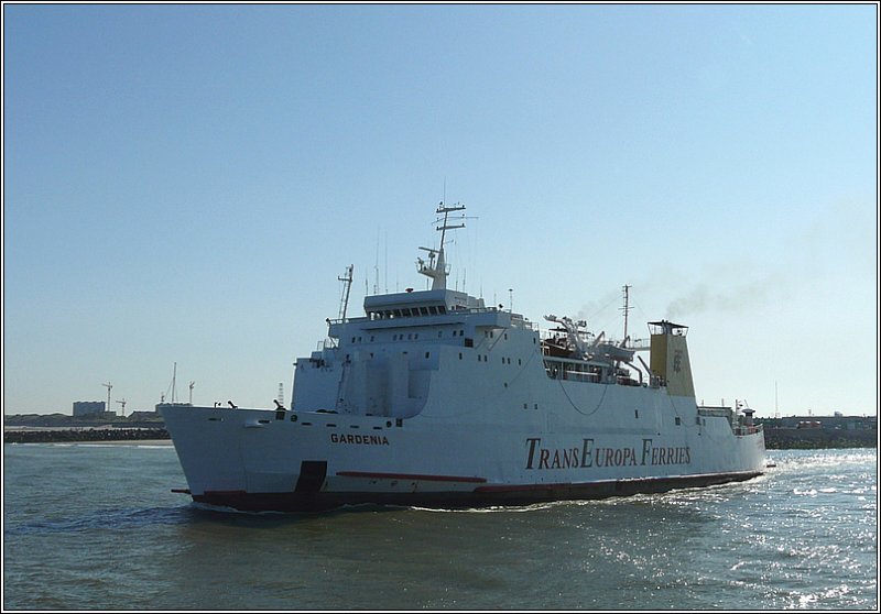 GARDENIA LIMASSOL der Trans Europa Ferries fotografiert bei der Ausfahrt aus dem Hafen von Oostende am 14.09.08. (Jeanny) 