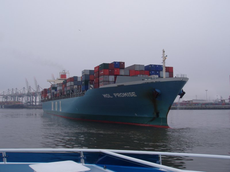 Mol Promise Hamburg Containerhafen 2004  