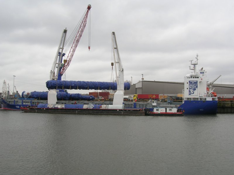 KSS 2408 im Hamburger Hafen , Mrz 2008