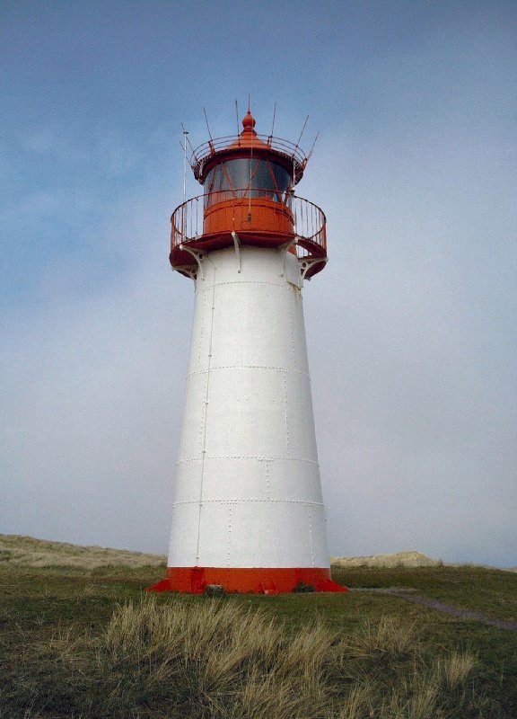 Leuchtturm List-West -
Insel SYLT, Nordsee -
Sommer 2004
(umsort. Foto)