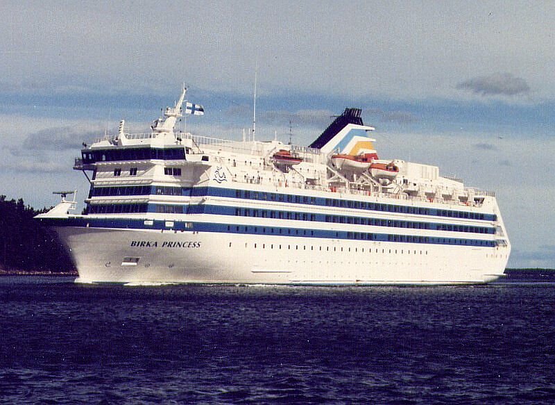 MS  Birka Princess  im September 1991 in den Schren vor Stockholm.