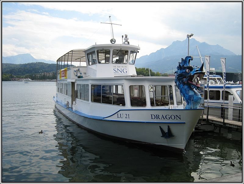 MS  Dragon  in Luzern am Vierwaldstttersee. (23.07.2007) 