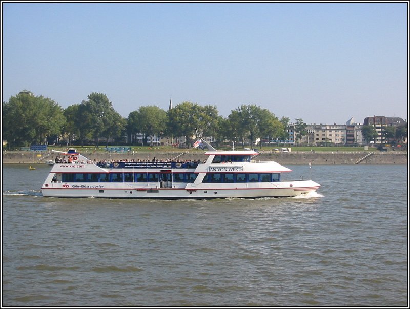 MS  Jan von Werth  der Kln-Dsseldorfer ist am 15.10.2006 unterwegs auf dem Rhein bei Kln.
