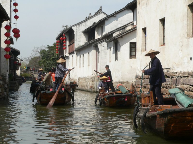 Venedische Verh�ltnisse nahe Shanghai. Ausflugsort Zhou Zhuang. M�rz 2006 
