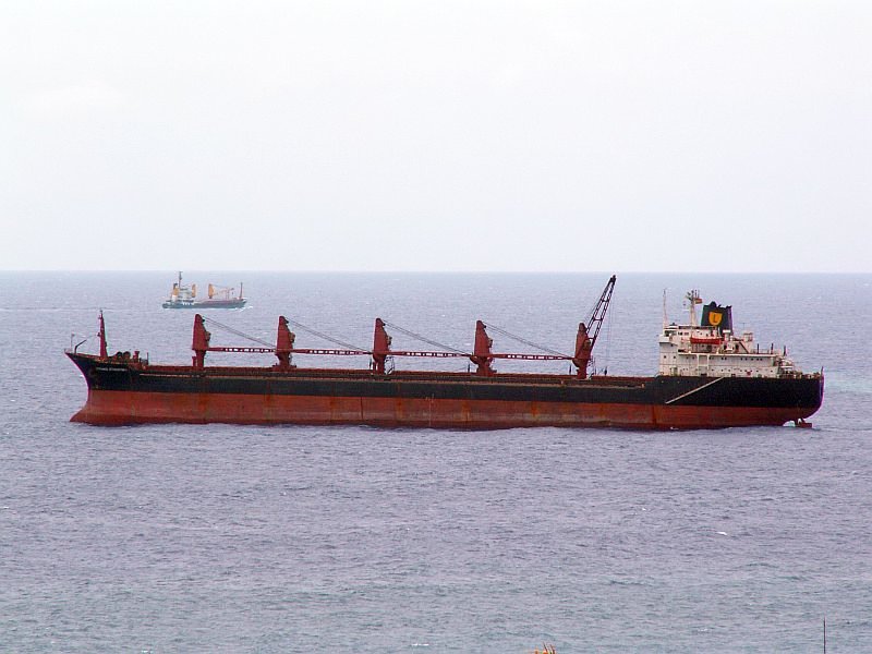 Die Strange Attractor 1 liegt auf Rede vor Las Palmas.