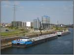 Der Duisburger Hafen am 04.08.2007.