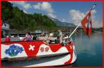 Schweiz-Brienzersee-Brienz. Das Motorschiff MS  Jungfrau  mit ihrer wunderschnen Bemalung lassen wahre Ferienstimmung aufkommen. 6.5.2008