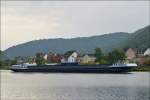 . Frachtschiff DEALO ; ENI 02326158 ; L 86 m ; B 9,5 m ; T 1910 ; Bj 2003 ; frhere Namen  Sunstar, JOLLE. Aufgenommen bei Kattenes am 21.06.2014.